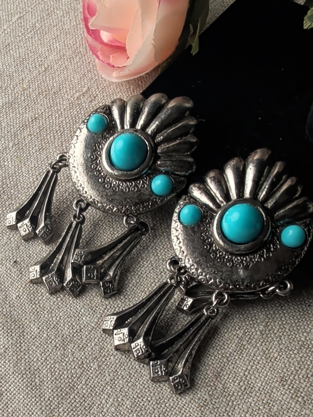 Vintage 90s Southwestern Turquoise Statement Clip On Earrings Silver Tone Dangle